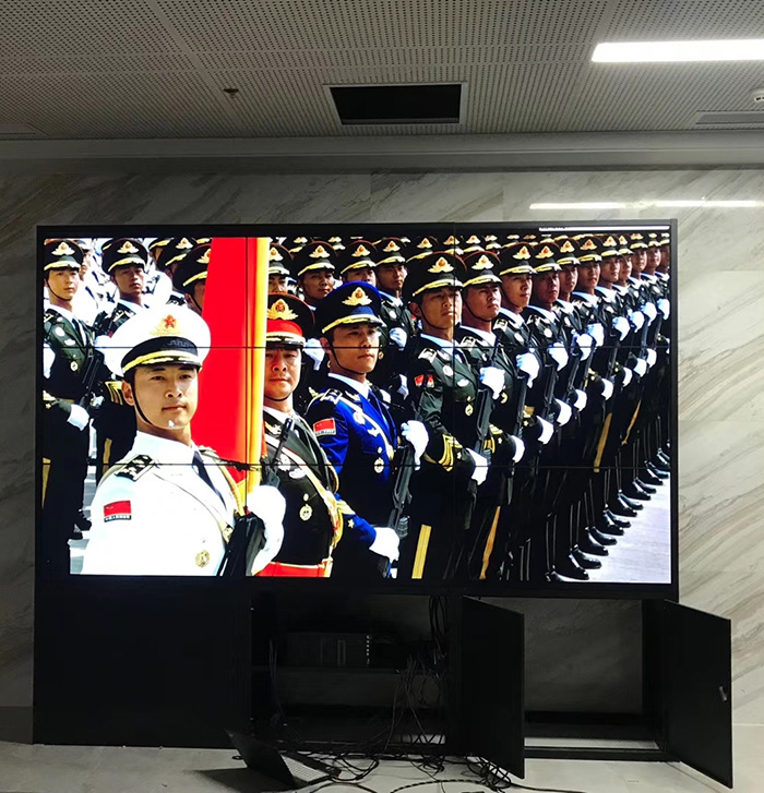 液晶拼接屏安裝對光線、電源的要求